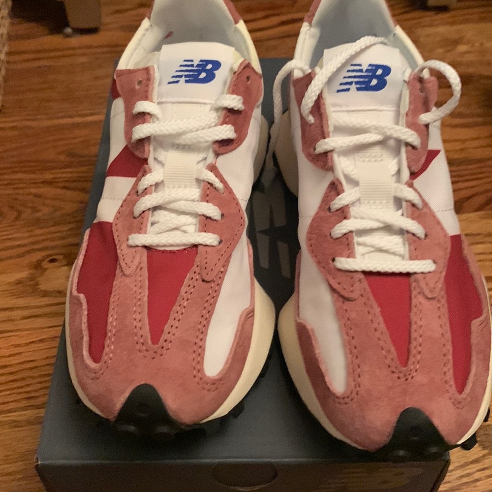 Women’s New Balance Sneakers